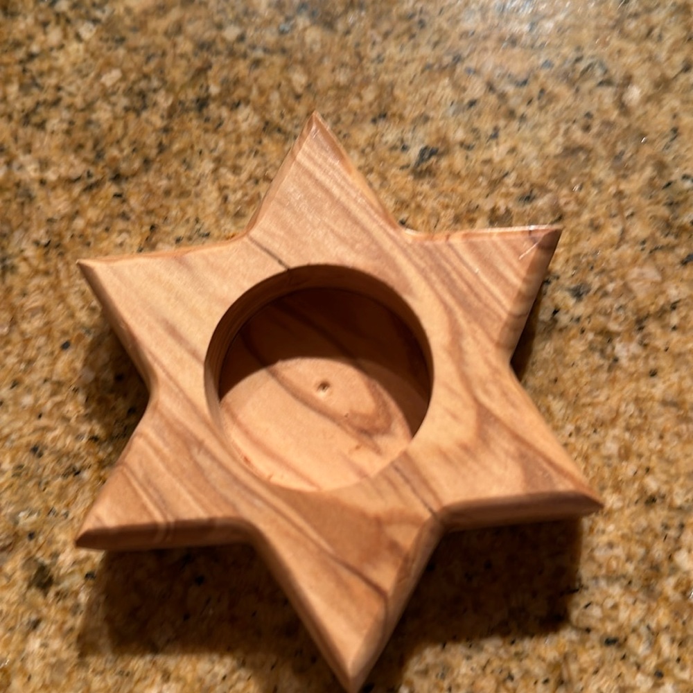 Artza Wooden Star of David candleholder